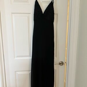 Elegant Black Maxi Dress